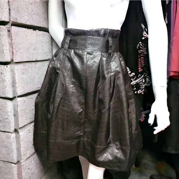 Express ladies lined black/silver metallic print skirt side tie sash size 4 NWT - Picture 1 of 5